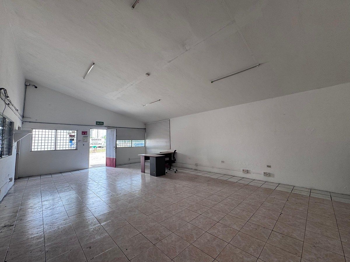 Commercial Storage Unit in Cholul, Mérida, photo 4 of 12