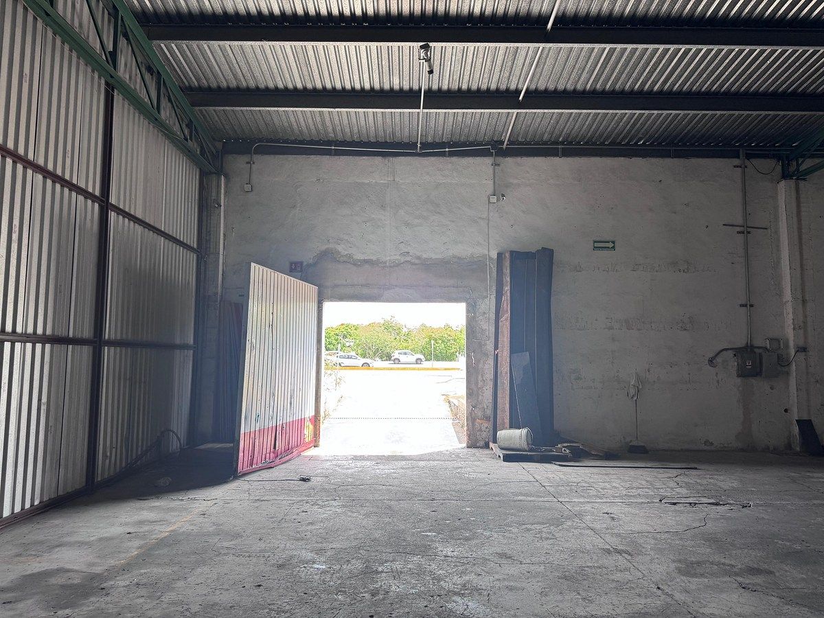 Commercial Storage Unit in Cholul, Mérida, photo 5 of 12