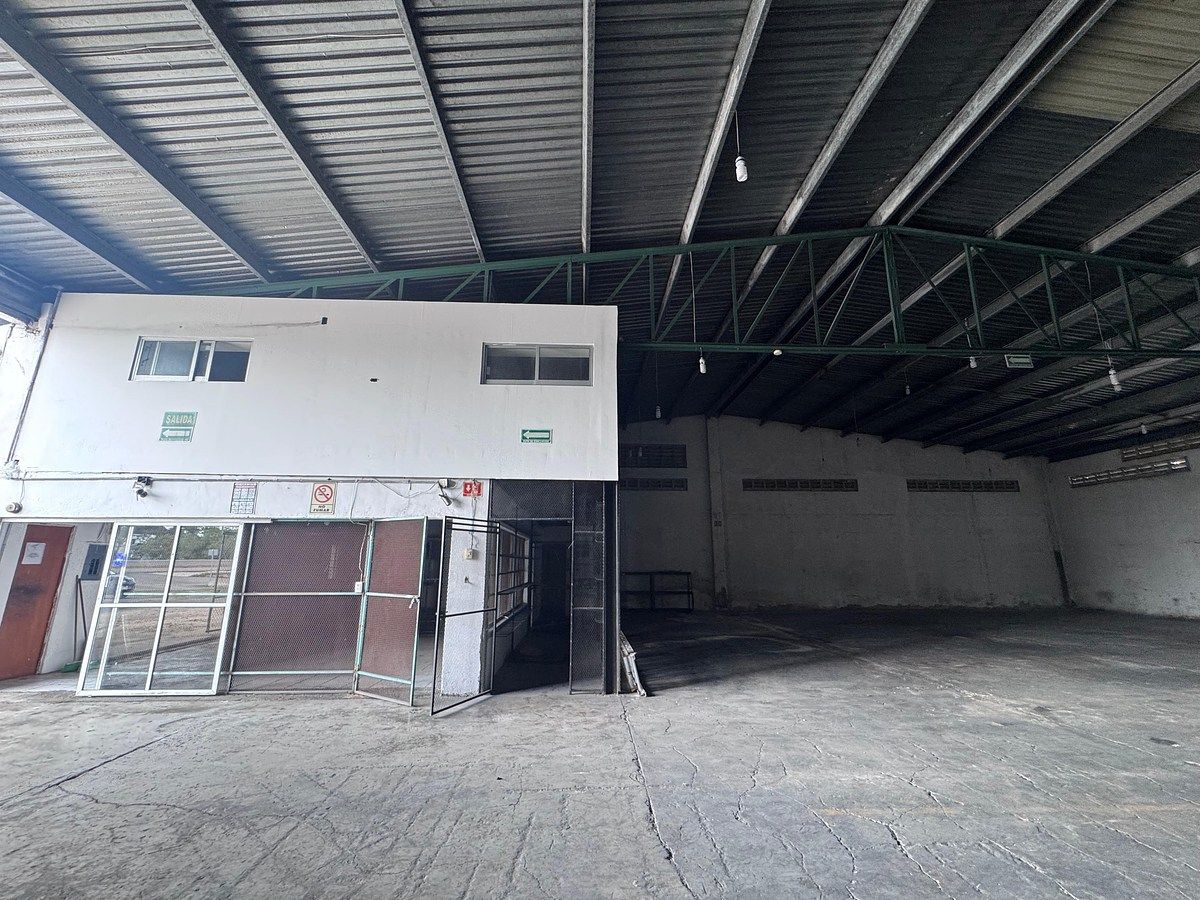 Commercial Storage Unit in Cholul, Mérida, photo 10 of 12