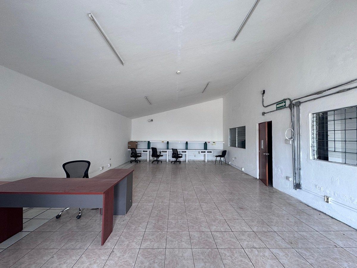 Commercial Storage Unit in Cholul, Mérida, photo 11 of 12