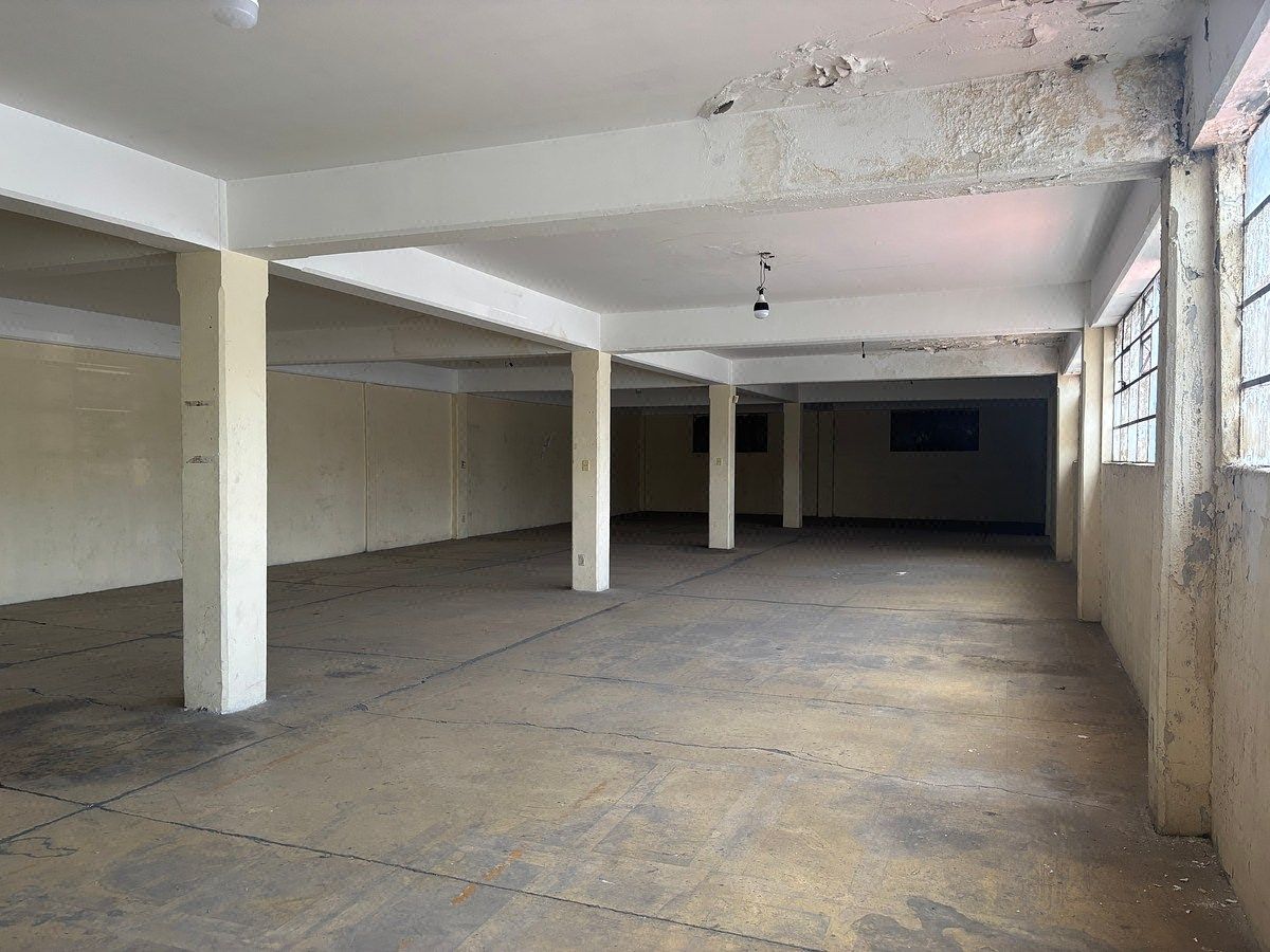 Commercial Storage Unit in Transito, Cuauhtémoc, photo 3 of 18