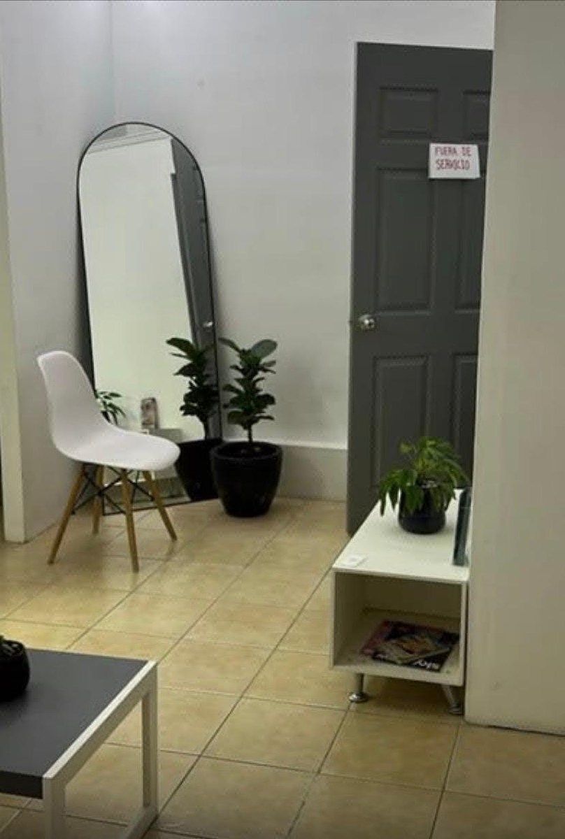 Retail Space in Jardines del Moral, León, photo 4 of 6