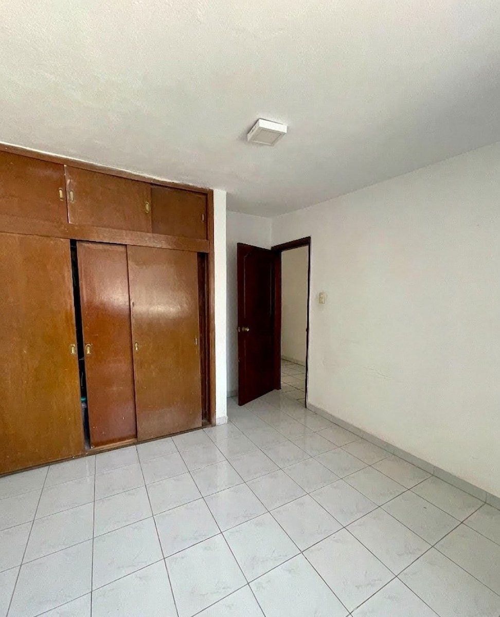 House in Ciudad Adolfo López Mateos, Atizapán de Zaragoza, photo 13 of 31