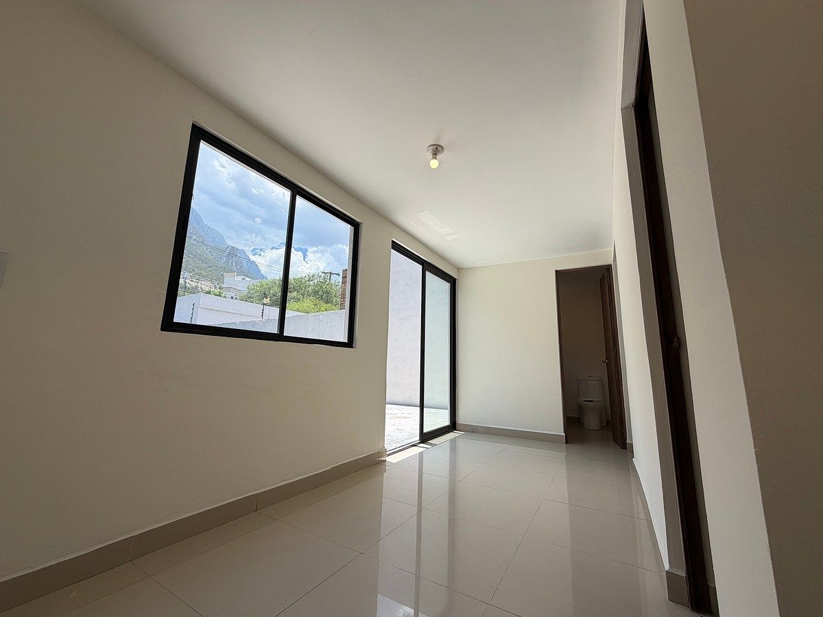 Casa em Infonavit La Huasteca Séptima Sección, Santa Catarina, foto 8 de 15