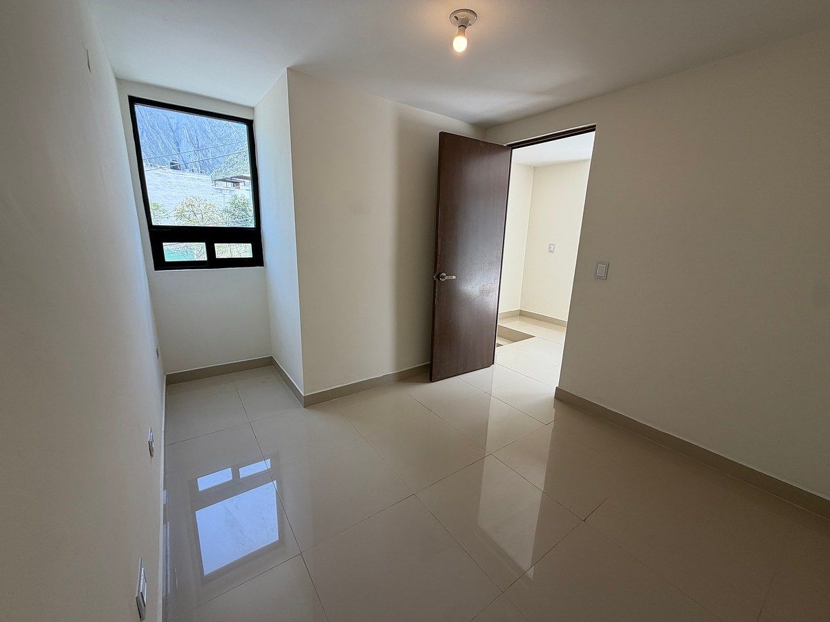 Casa em Infonavit La Huasteca Séptima Sección, Santa Catarina, foto 11 de 15