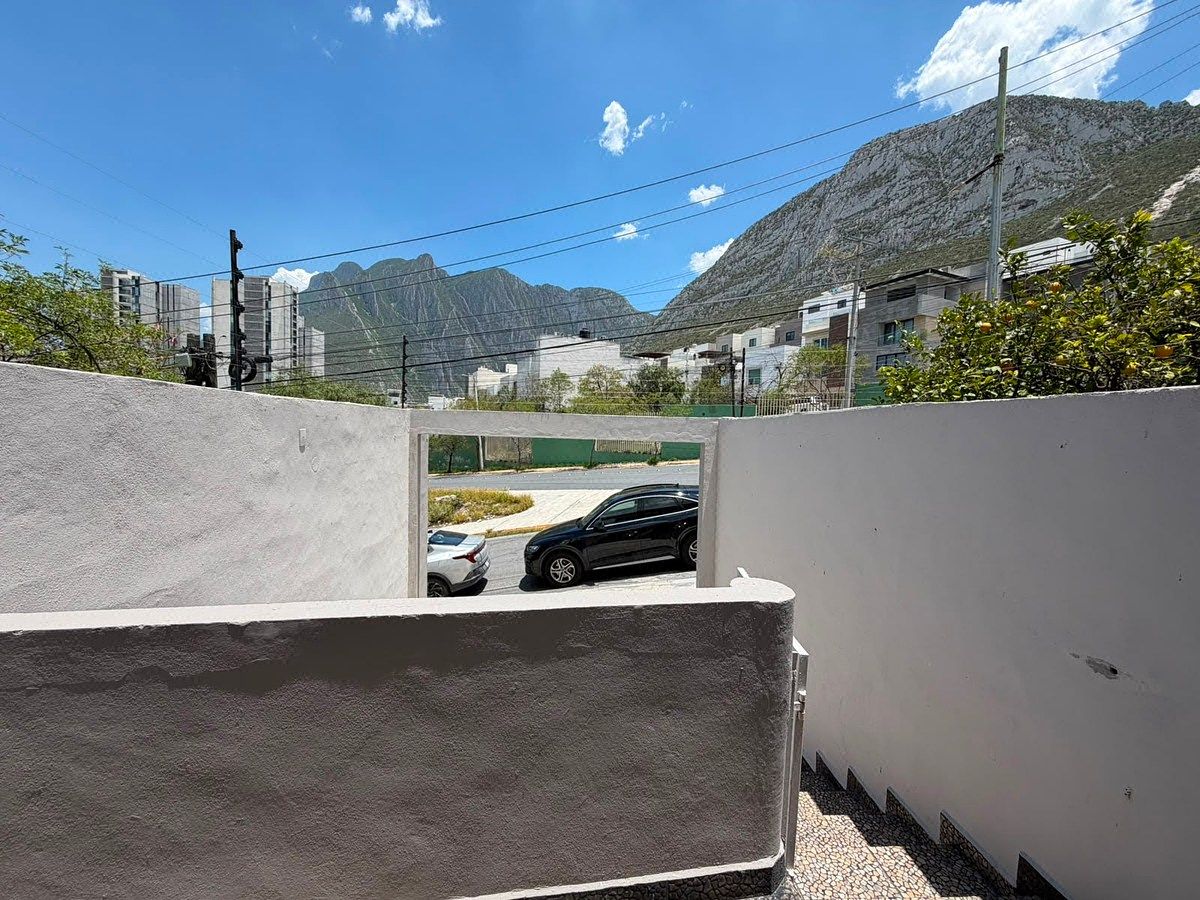 Casa en Infonavit La Huasteca Séptima Sección, Santa Catarina, foto 2 de 16