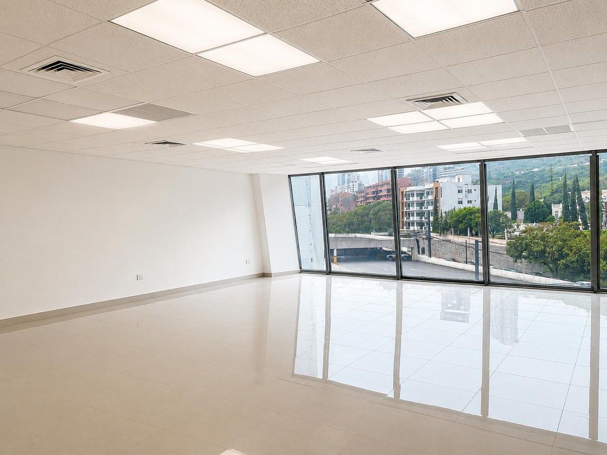 Sala Comercial em Zona Loma Larga Oriente, San Pedro Garza García, foto 3 de 10