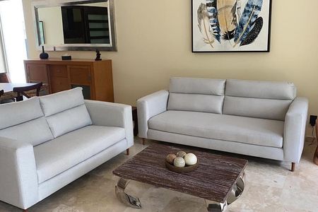 CASA EN RENTA PLAYACAR CON JARDIN Y ALBERCA PRIVADA
