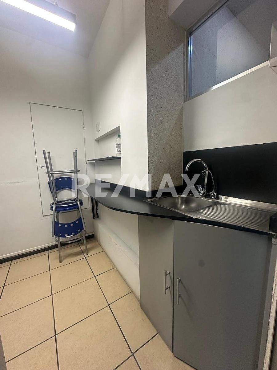 Sala Comercial em Colinas del Cimatario, Querétaro, foto 4 de 26