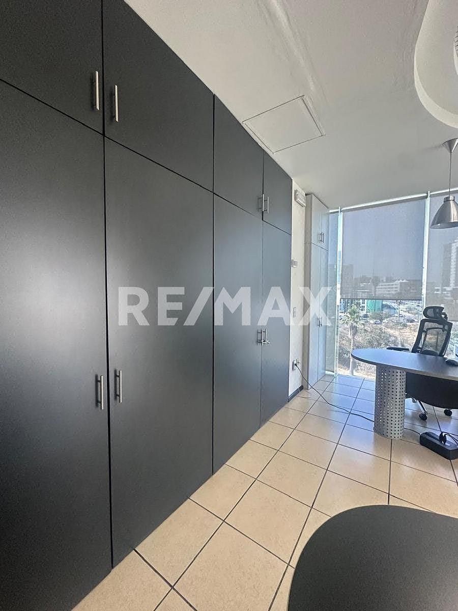 Sala Comercial em Colinas del Cimatario, Querétaro, foto 6 de 26