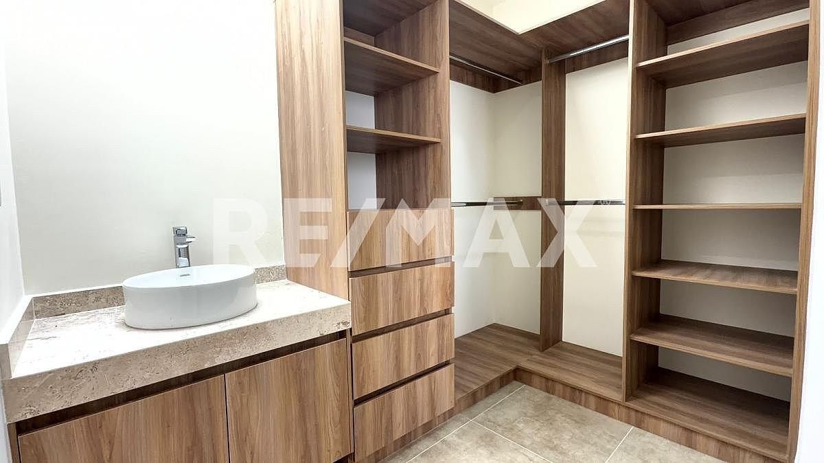 Casa em Lomas de Juriquilla, Querétaro, foto 12 de 19