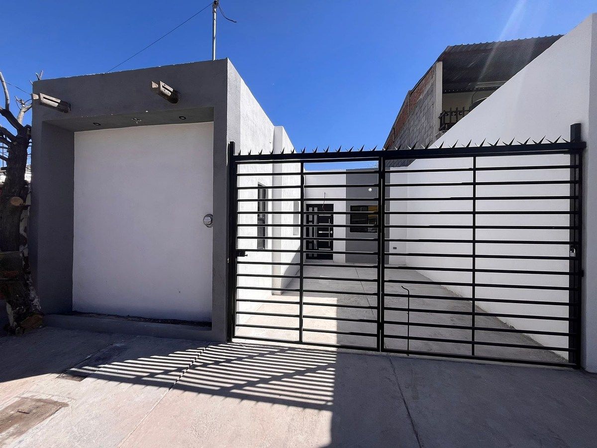 CASA EN VENTA EN COL. SAN RAFAEL, foto 1 de 15