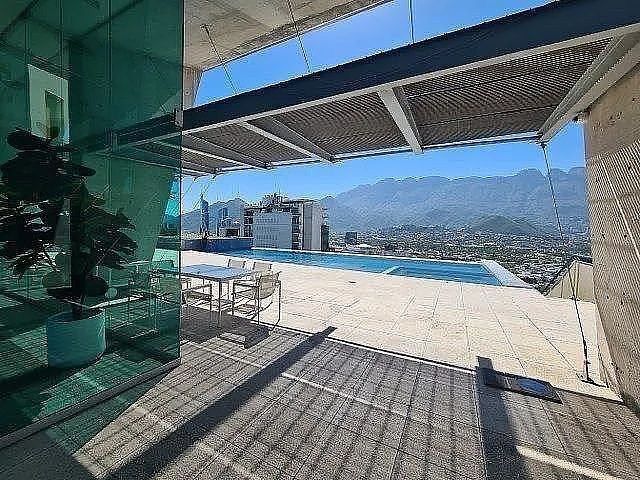 Apartamento em Zona Loma Larga Oriente, San Pedro Garza García, foto 2 de 27