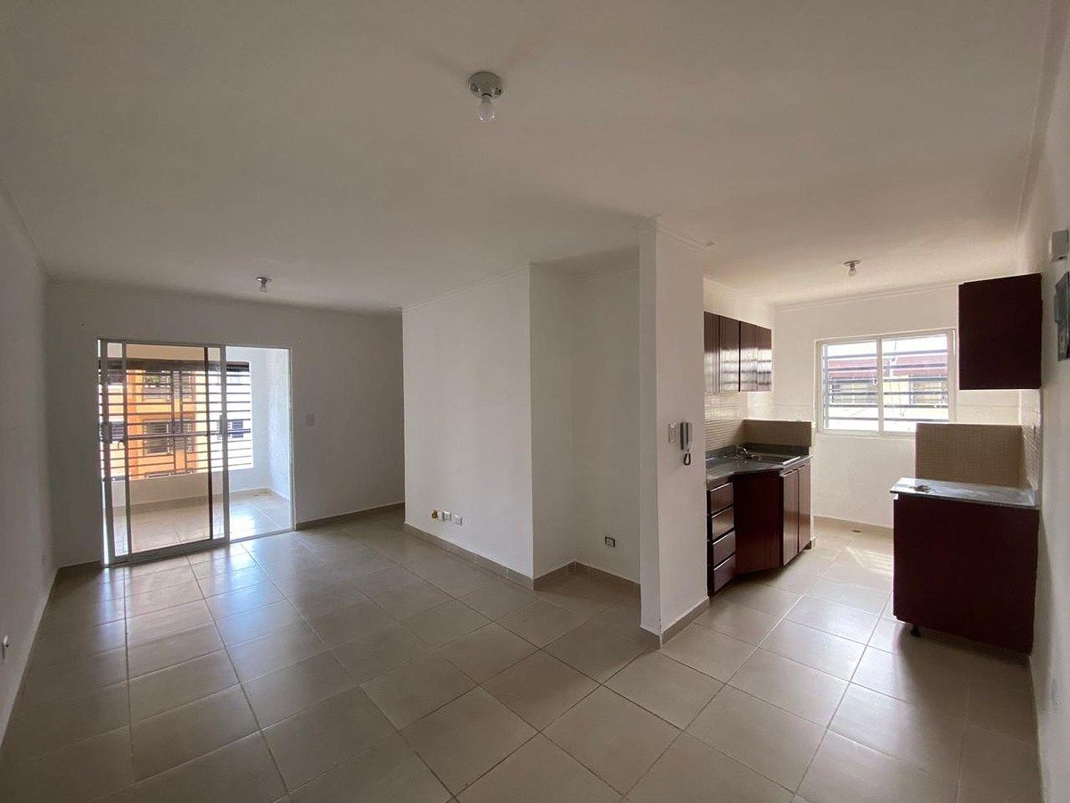 🏡 ¡Apartamento en alquiler en San Isidro Labrador! ✨, foto 1 de 9