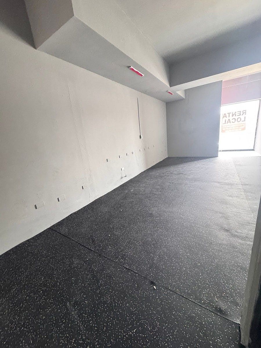 Local comercial en Del Valle, San Pedro Garza García, foto 5 de 7