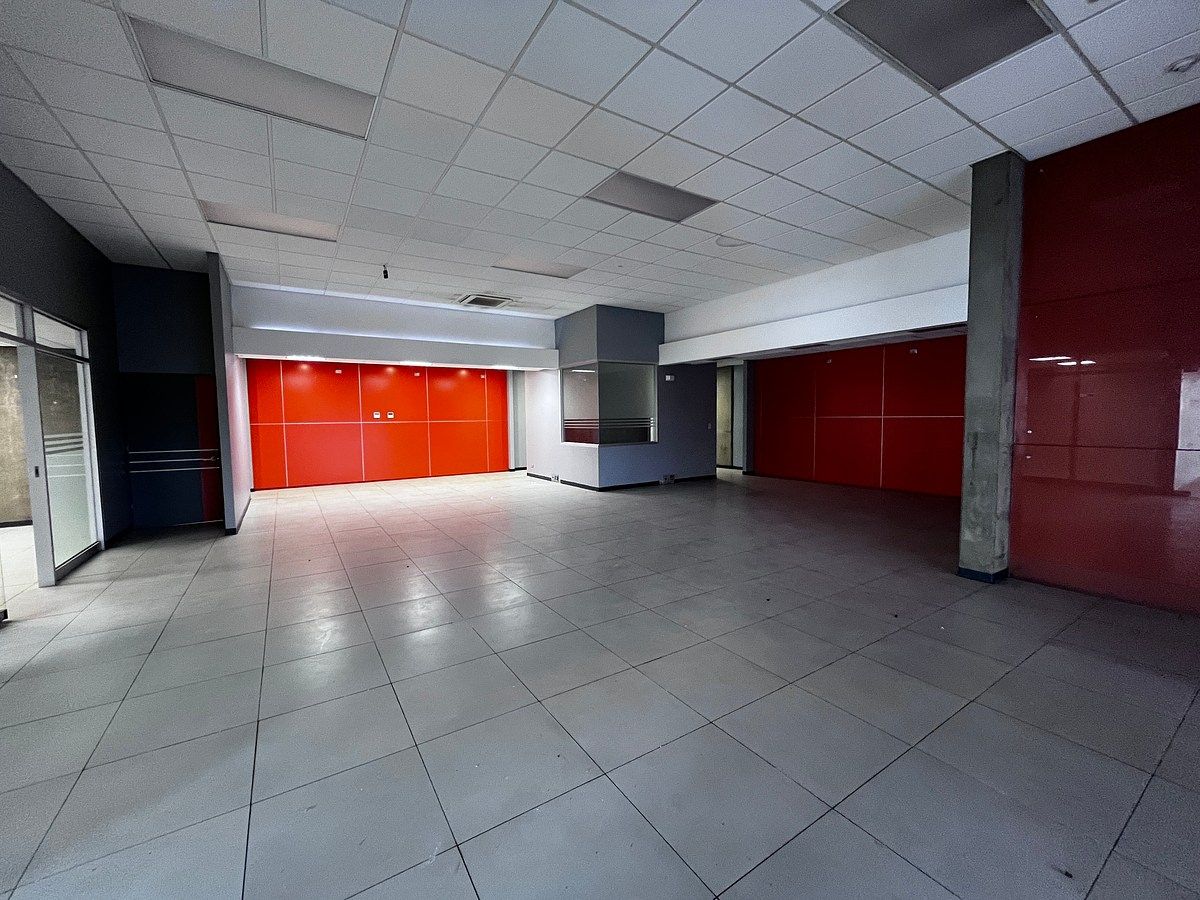 Local Comercial en Montes de Oca, foto 3 de 19