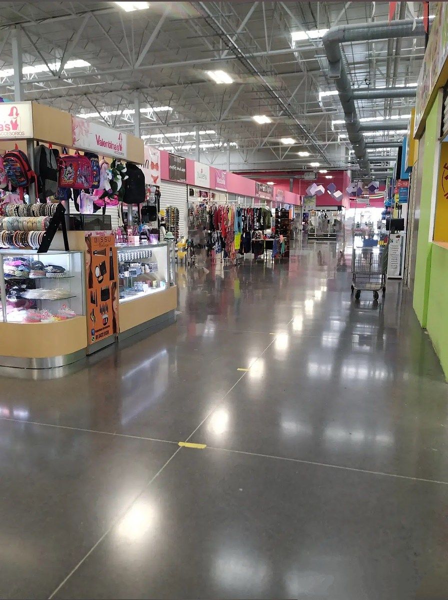 Bodega comercial en Fuentes de Guadalupe, Guadalupe, foto 4 de 9