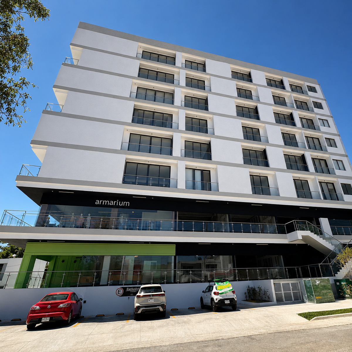 🏢 Local comercial en renta | 108 m² sobre Av. Obsidiana | Torre Basset, foto 1 de 8