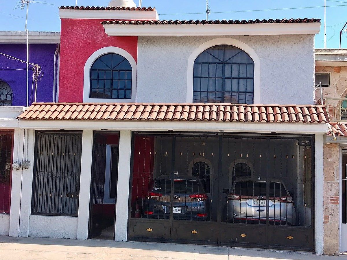 CASA EN VENTA EN FRACCIONAMIENTO TABACHINES, foto 1 de 20