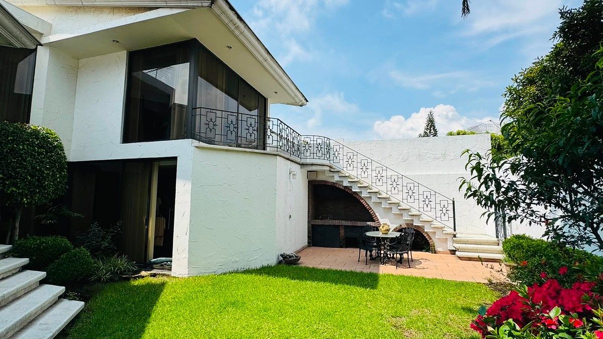 CASA EN VENTA EN BOSQUES DE LAS PALMAS, foto 1 de 38