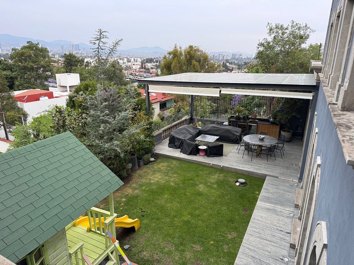 Casa en renta con 1000 m2 con 4 rec y jardín, foto 1 de 29
