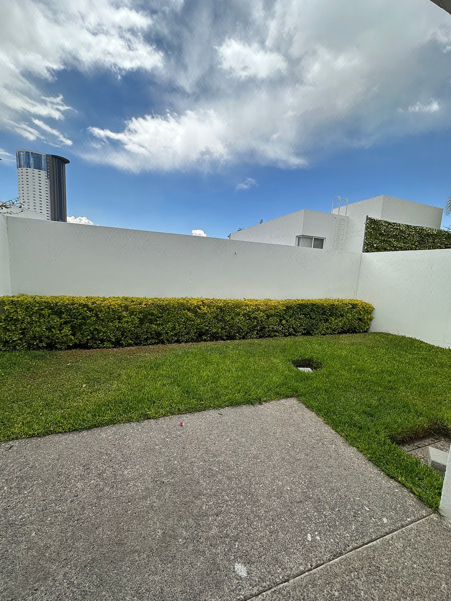 Casa en condominio en Juriquilla Santa Fe, Querétaro, foto 3 de 27