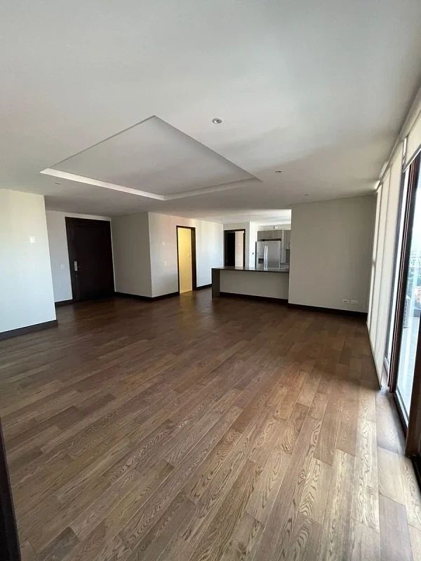 Apartamento en Alquiler Zona 14 - Image 5