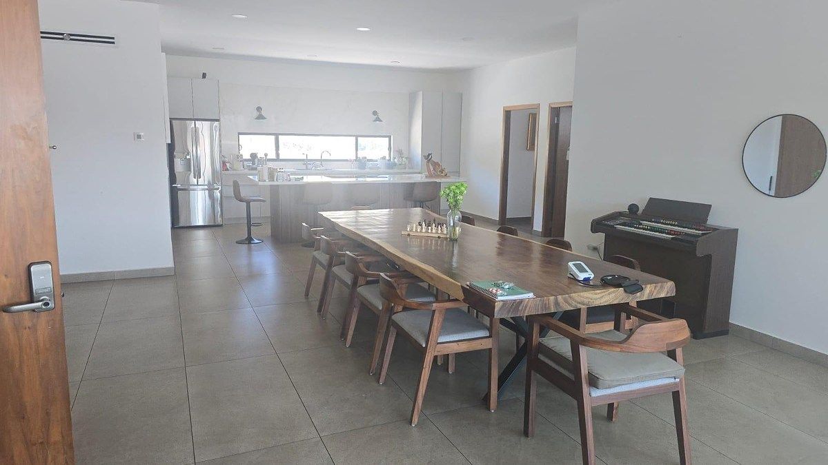 Comedor, photo 5 of 15