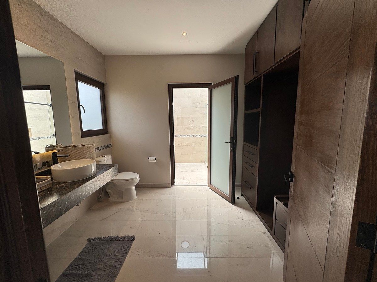 House in Gated Community in La Luz, San Miguel de Allende, photo 39 of 50