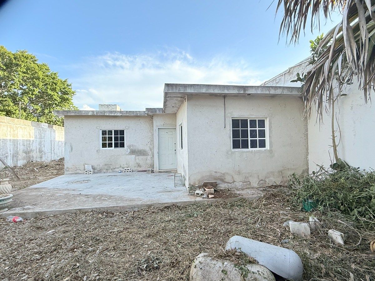 CASA PARA REMODELAR EN PROGRESO, foto 1 de 16