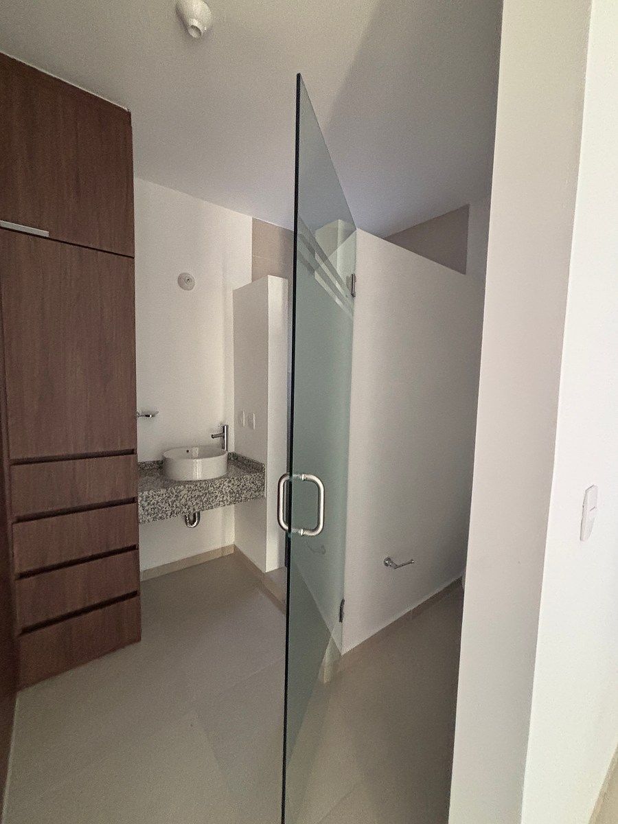 Baño rec. principal, foto 6 de 16
