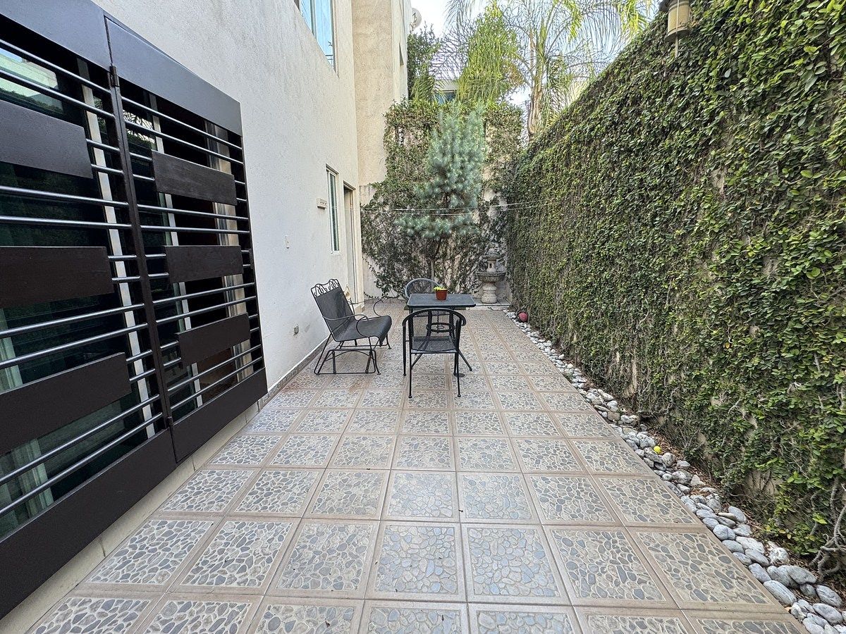 Patio a nivel de sótano, foto 37 de 38