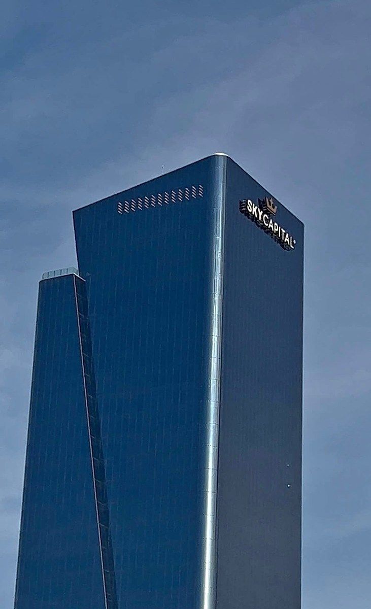 Oficina en Sky, photo 1 of 4