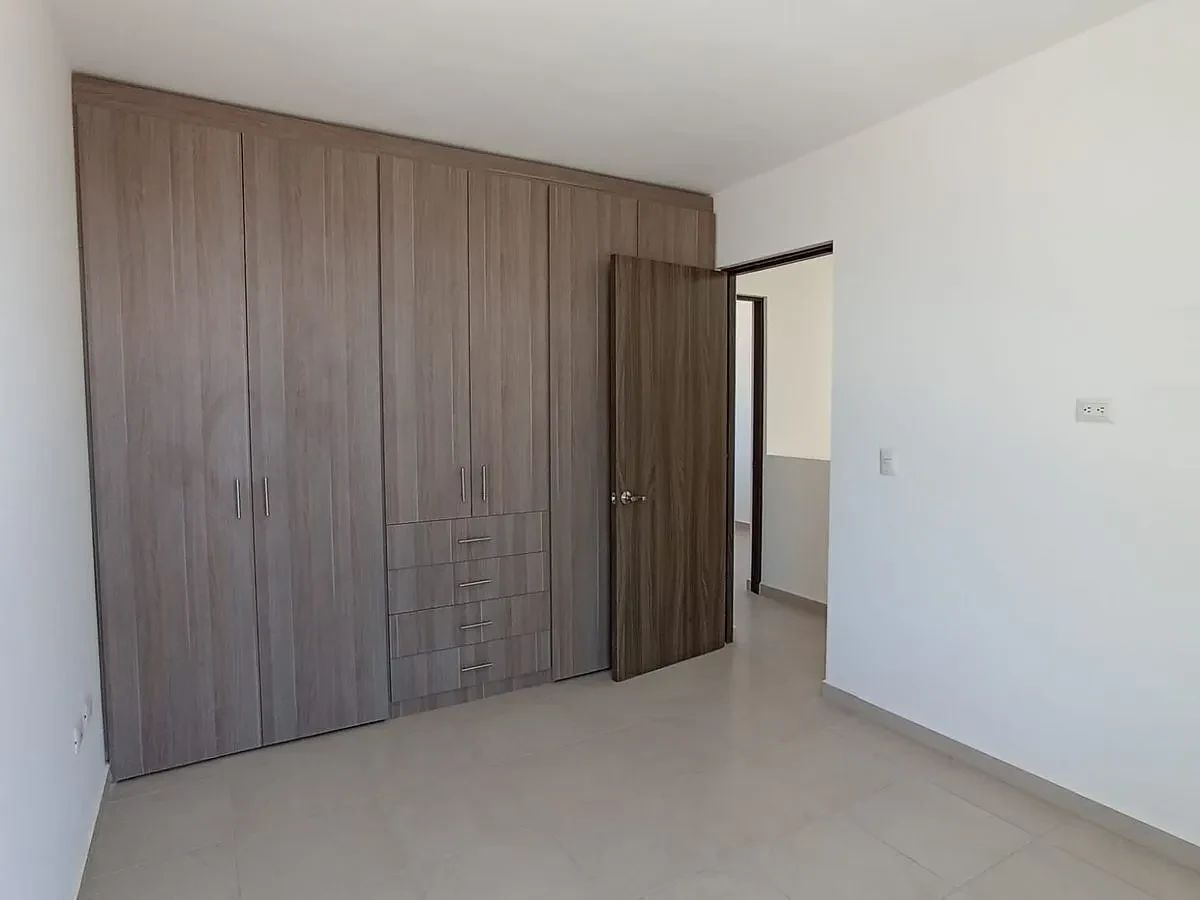 Casa em condomínio fechado em Zákia, El Marqués, foto 16 de 19