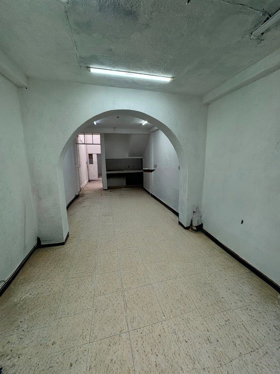 LOCAL COMERCIAL EN RENTA | SANTA TERESITA | IDEAL PARA OFICINAS, foto 1 de 10