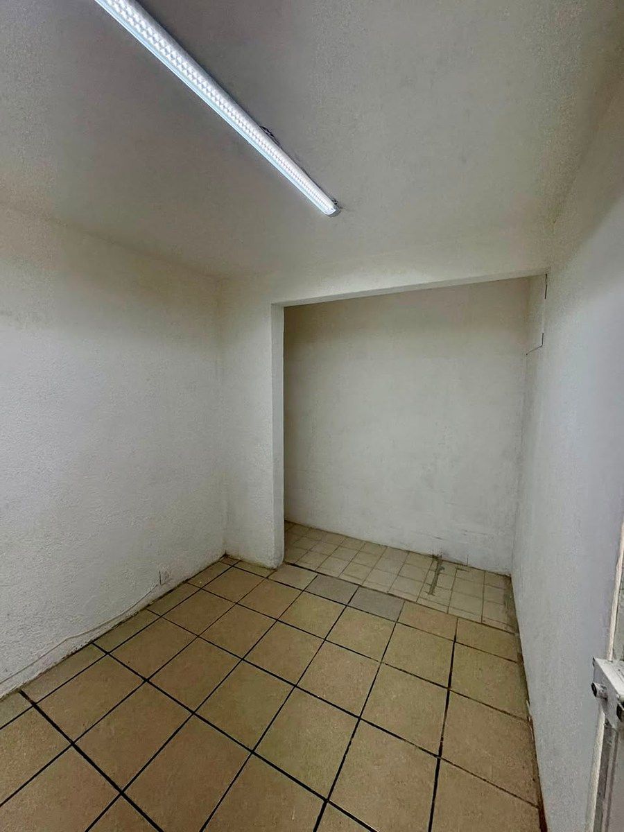 Local comercial en Santa Teresita, Guadalajara, foto 5 de 16