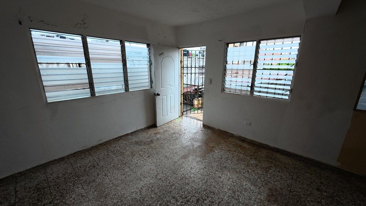 Local Comercial en Villa Juana, Santo Domingo Centro (Distrito Nacional), foto 16 de 42
