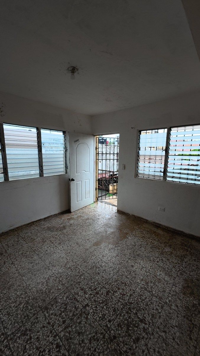 Local Comercial en Villa Juana, Santo Domingo Centro (Distrito Nacional), foto 17 de 42