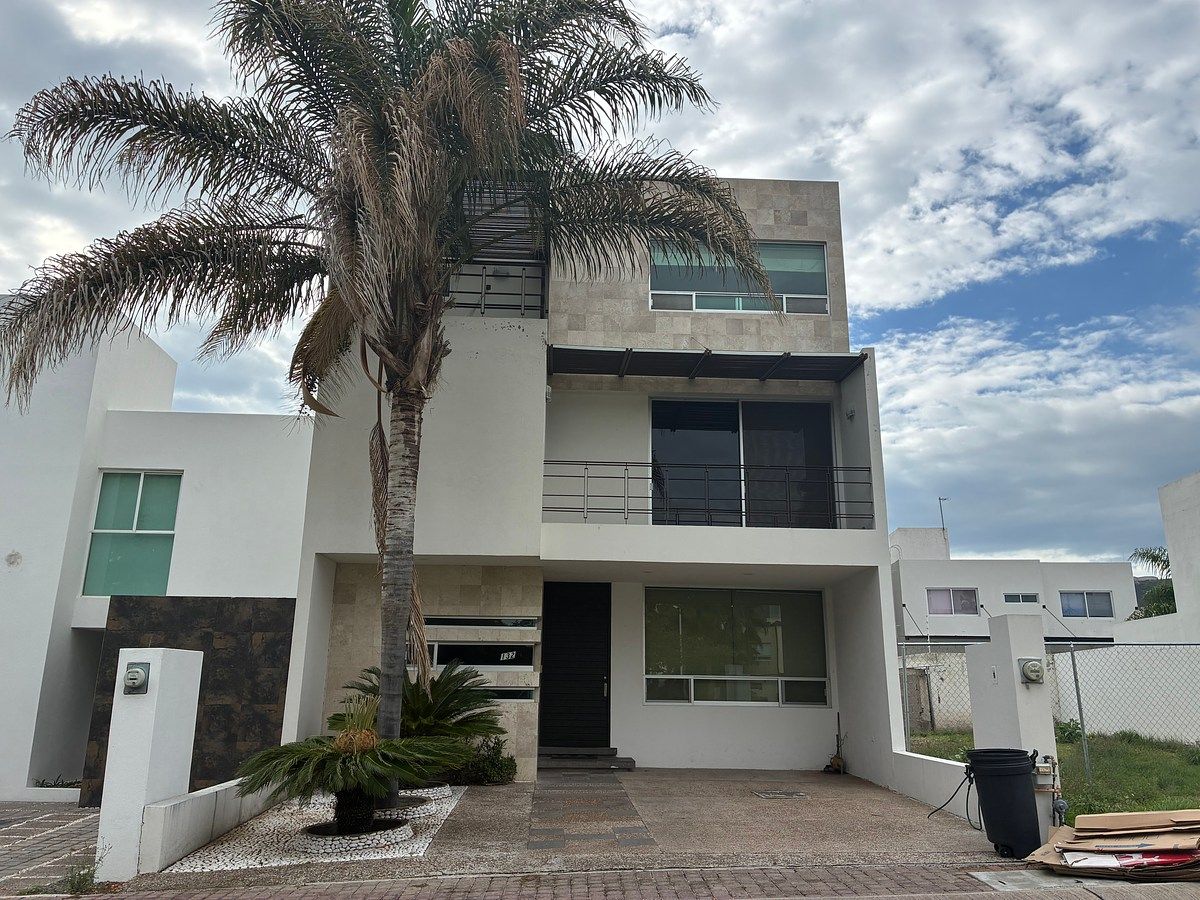 Casa en VENTA en el Refugio, Querétaro, Qro. - foto 1