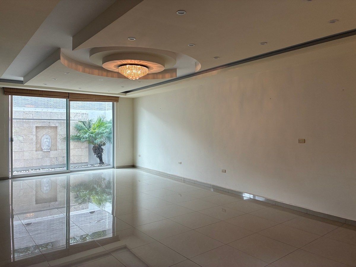 Casa en VENTA en el Refugio, Querétaro, Qro. - foto 4