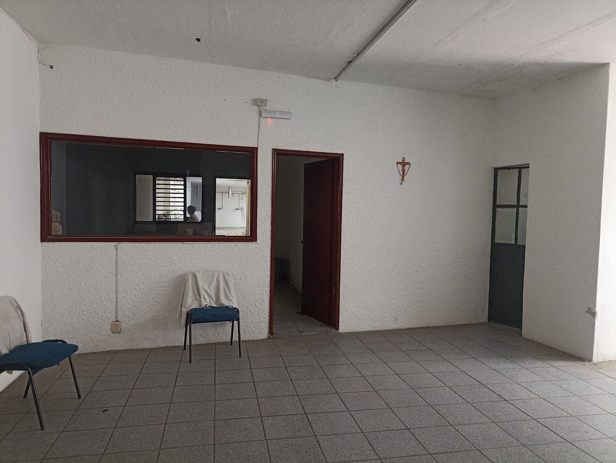 Galpão comercial em San Andrés, Guadalajara, foto 16 de 18