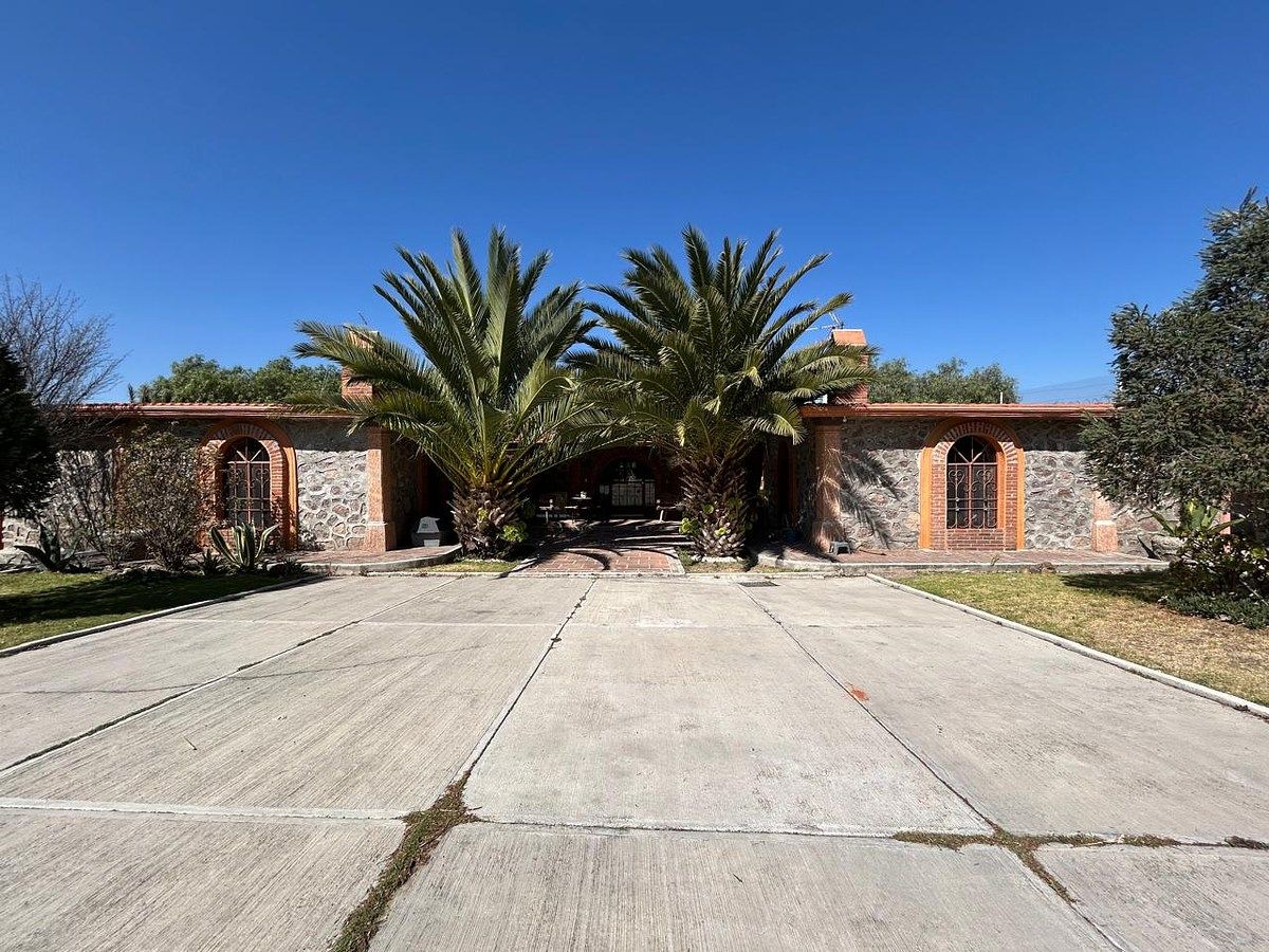 RESIDENCIA EN VENTA – GRANJAS DE GUADALUPE, CD. SAHAGÚN, HIDALGO, photo 1 of 15