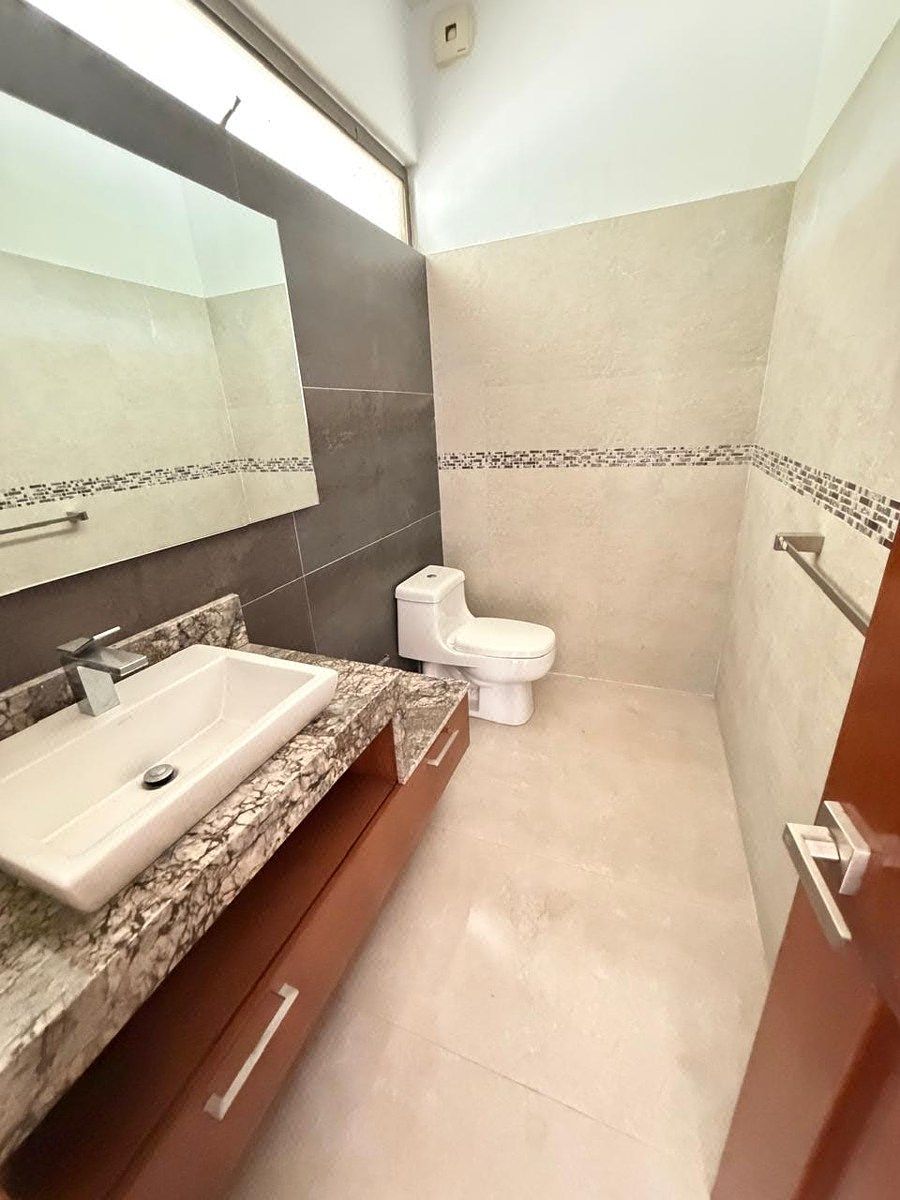 House in Gated Community in Valle Imperial, Zapopan, photo 5 of 29