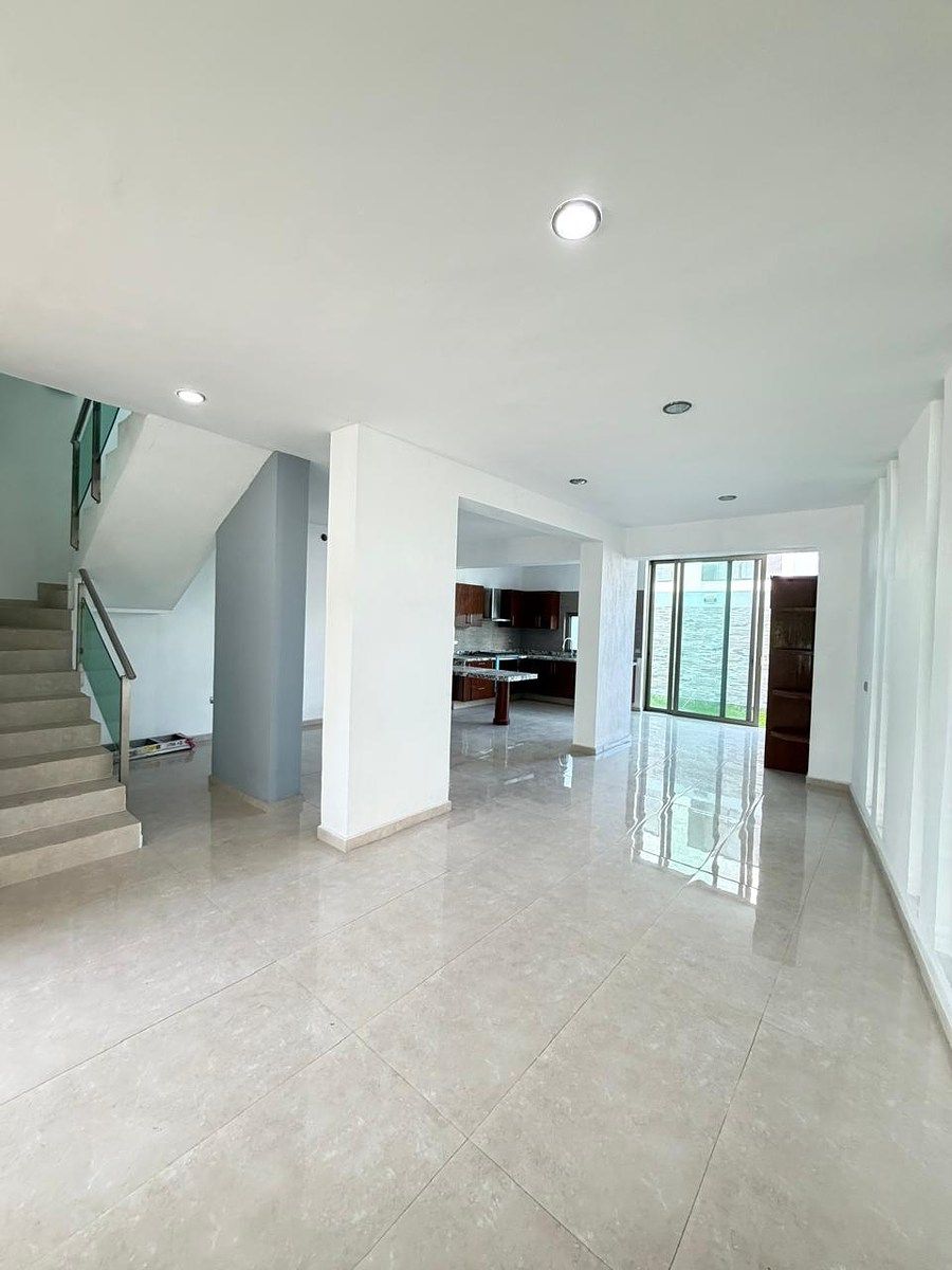 House in Gated Community in Valle Imperial, Zapopan, photo 11 of 29