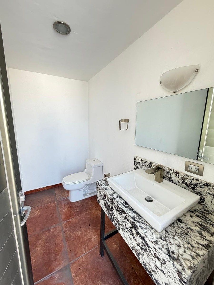 House in Gated Community in Valle Imperial, Zapopan, photo 25 of 29