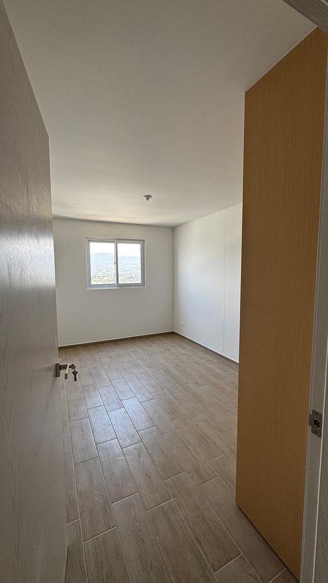 Apartamento en venta en Zona 12 - Image 4
