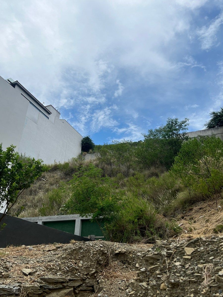 Lote em Balcones Del Campestre, San Pedro Garza García, foto 6 de 7