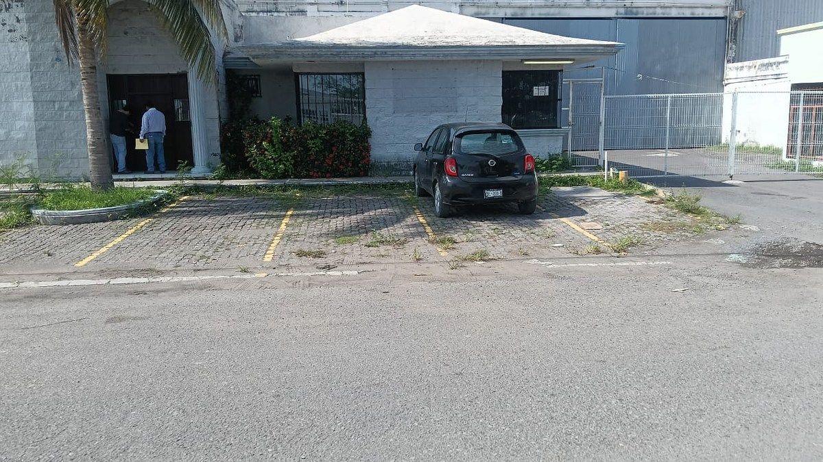 Prédio industrial em Bruno Pagliai, Veracruz, foto 10 de 11