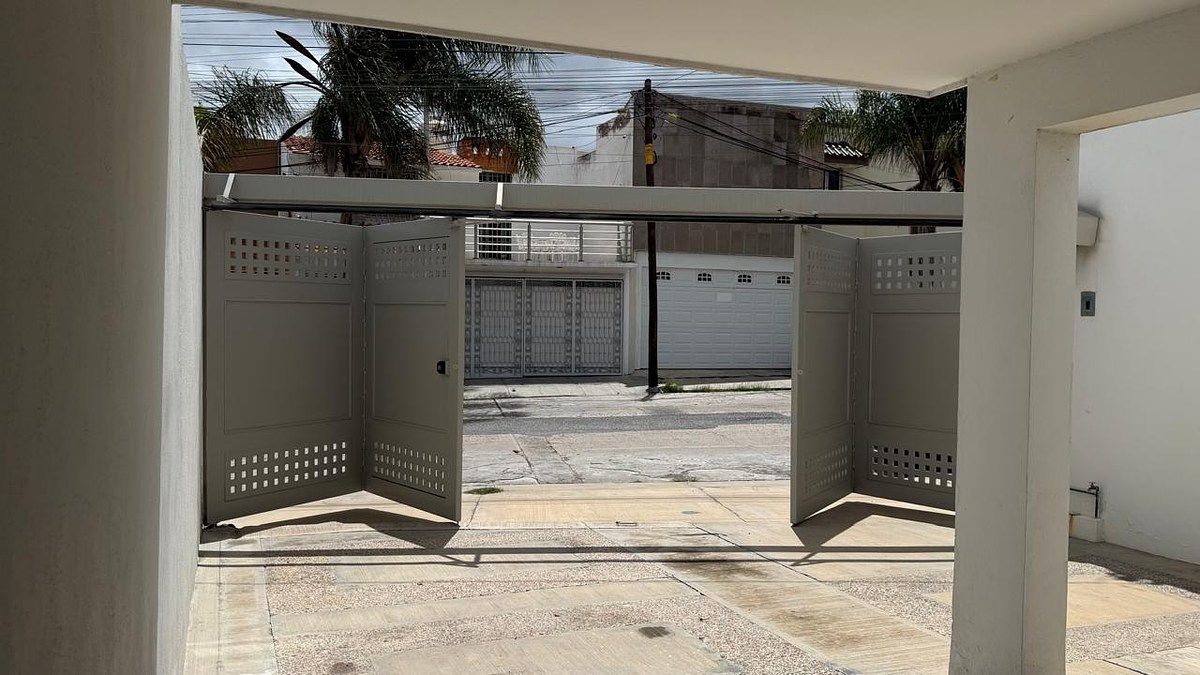 Casa en Lomas 2a Sección, San Luis Potosí, foto 3 de 31