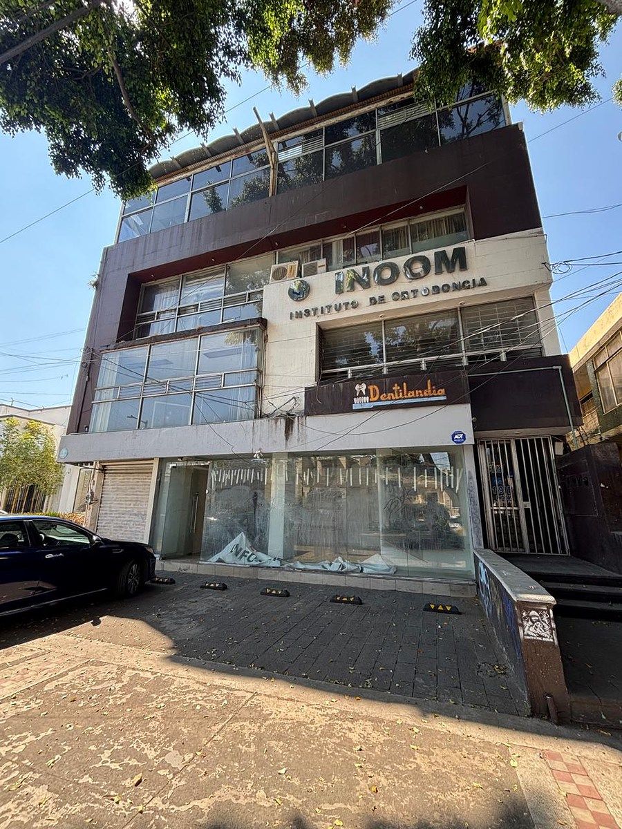 Edificio de Oficinas en Venta | Avenida Vallarta, Colonia Americana, Guadalajara, photo 1 of 6
